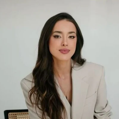 Chị Lan Hương